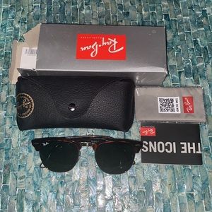 RAY-BAN
RB3016 CLUBMASTER CLASSIC- Brand New, Never Worn